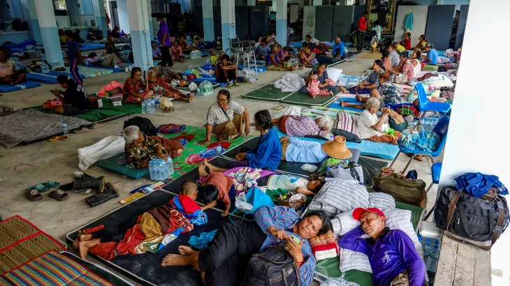 Displaced civilians affected by Thailand vs. Cambodia war 2025